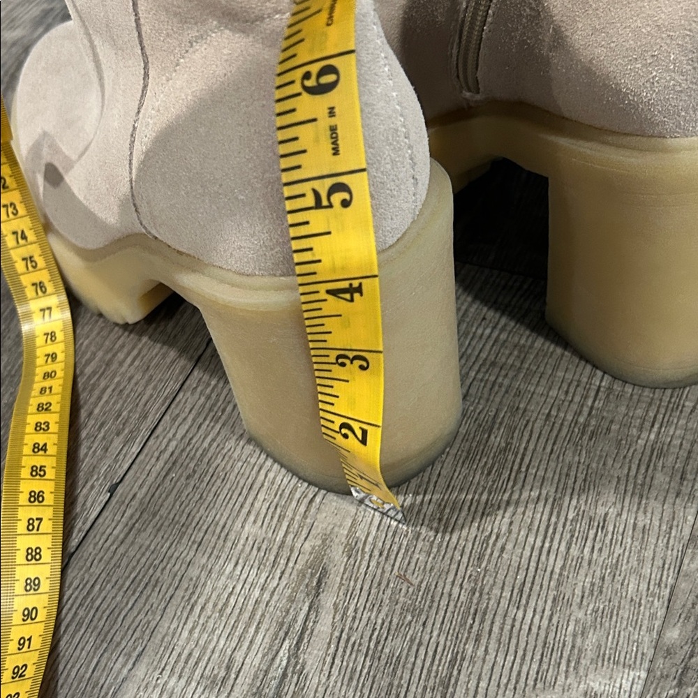 Dolce Vita Cream Heeled Boots - Picture 7 of 9
